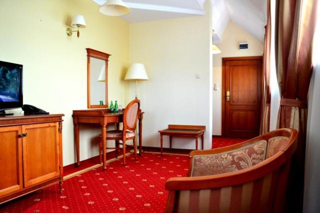 Hotel Stodolka Cminsk ภายนอก รูปภาพ