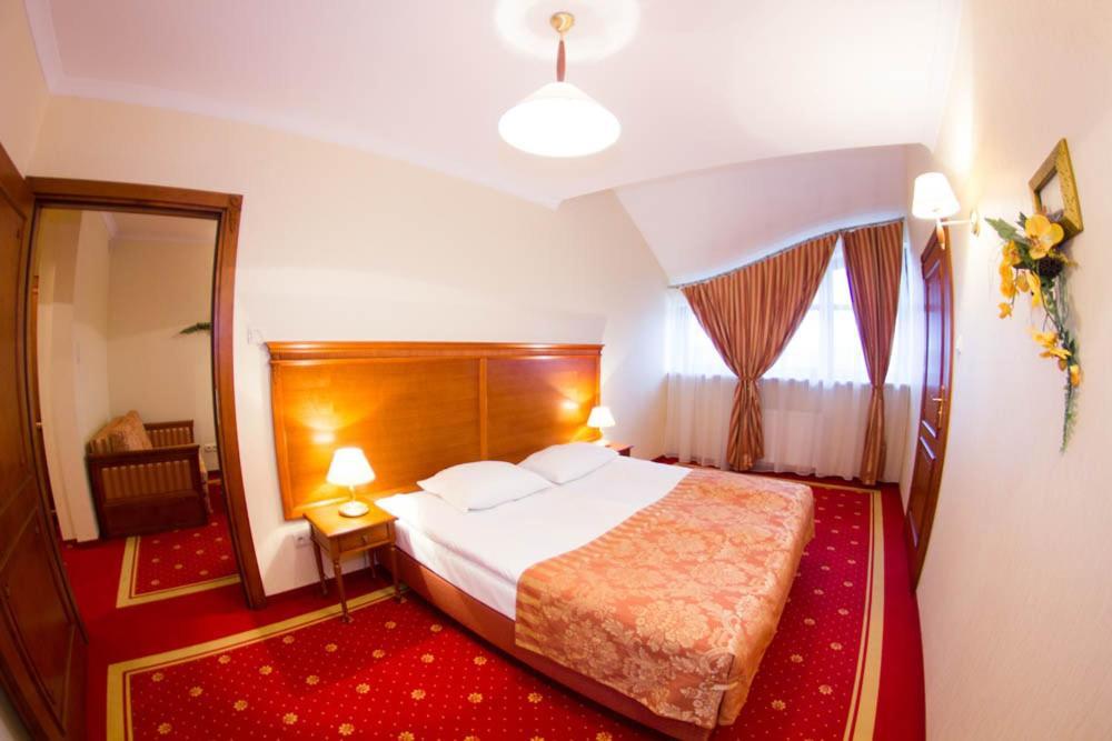 Hotel Stodolka Cminsk ภายนอก รูปภาพ
