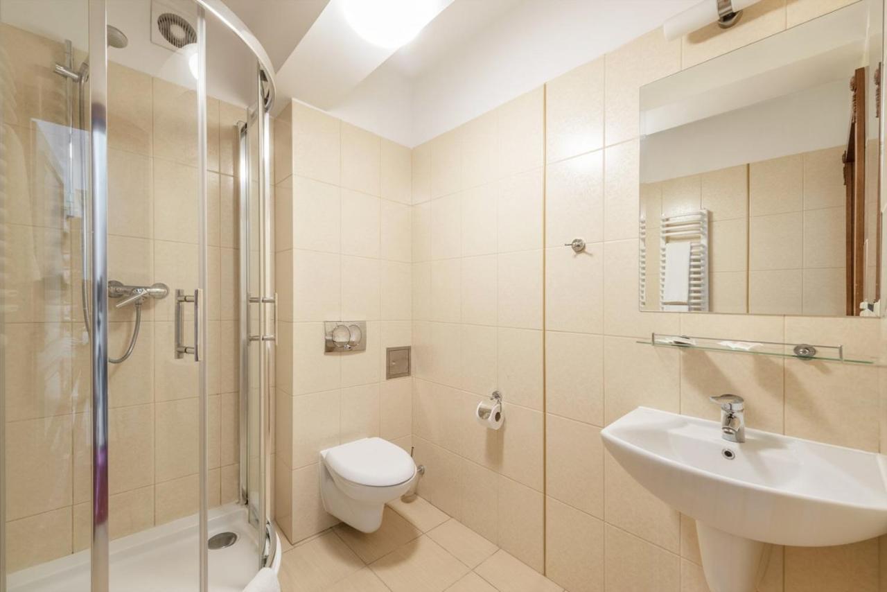 Hotel Stodolka Cminsk ภายนอก รูปภาพ