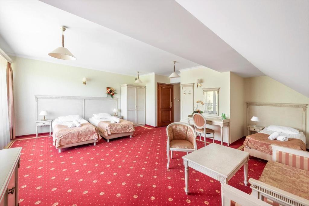 Hotel Stodolka Cminsk ภายนอก รูปภาพ